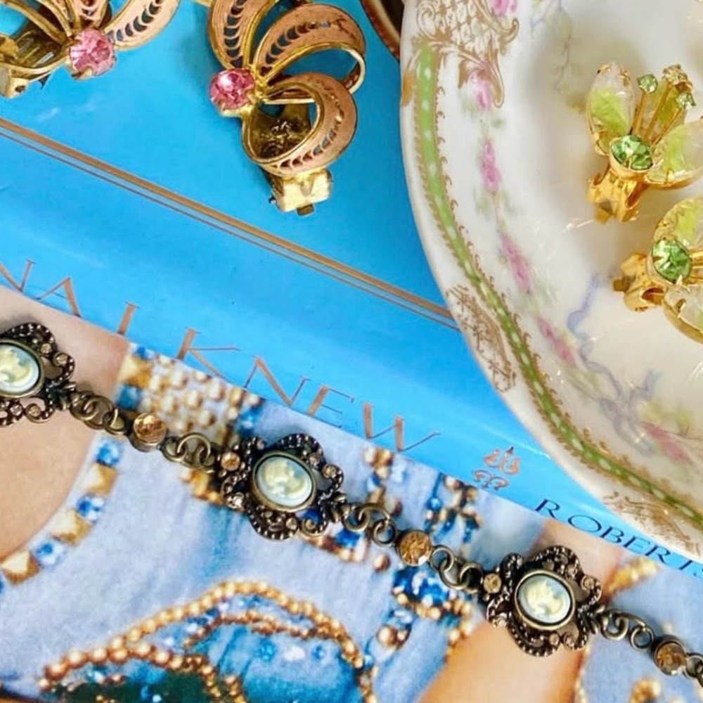 Blue cameo bracelet